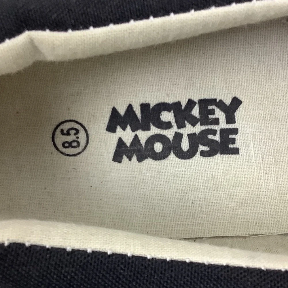 Disney Mickey Mouse Slip On Sneakers Black White Graphic Canvas Shoes Mens 8.5